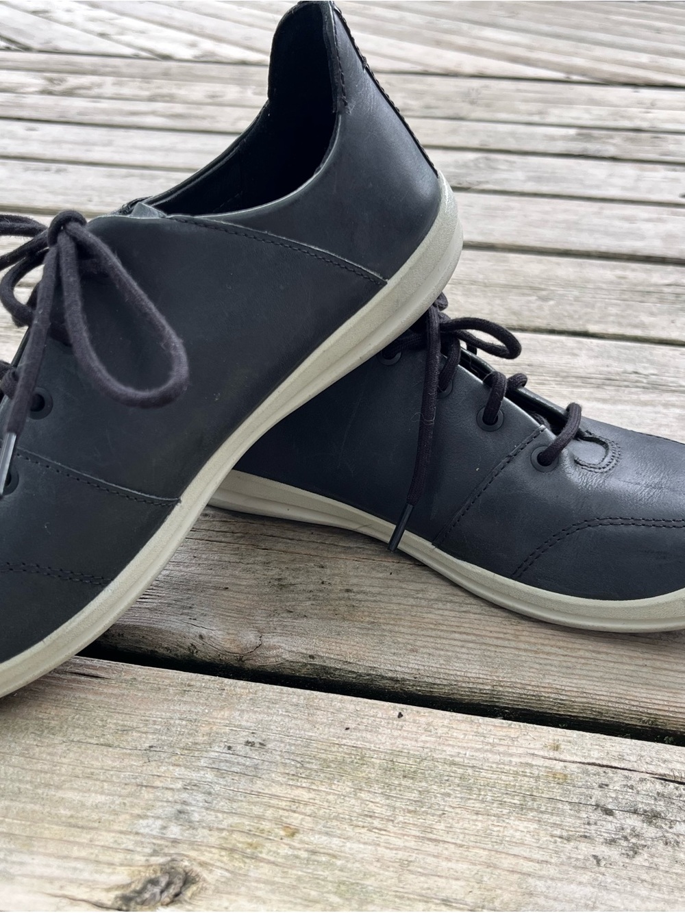 KEEN Lorelai Leather Sneakers | Size 6.5 | Good Condition